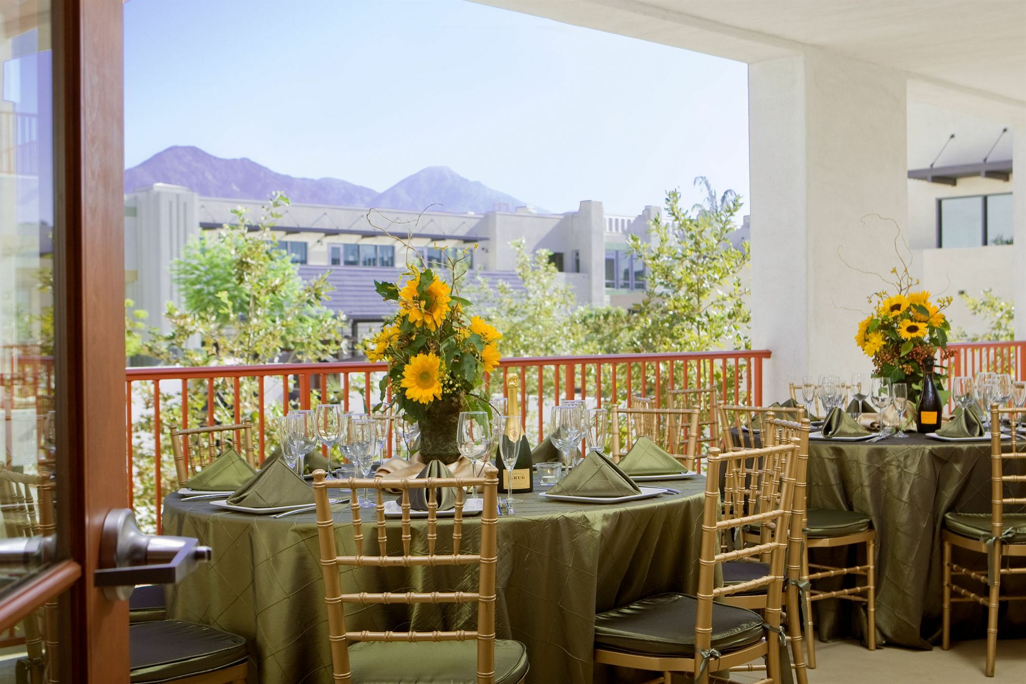 Hotel Casa 425 + Lounge, A Four Sisters Inn Claremont Exterior photo
